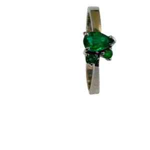 Anillo en Oro Blanco 18k con Esmeralda AN069